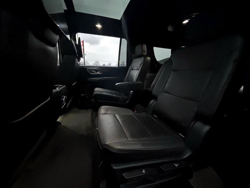 Used 2021 Chevrolet Suburban High Country w/ Premium Package image 29