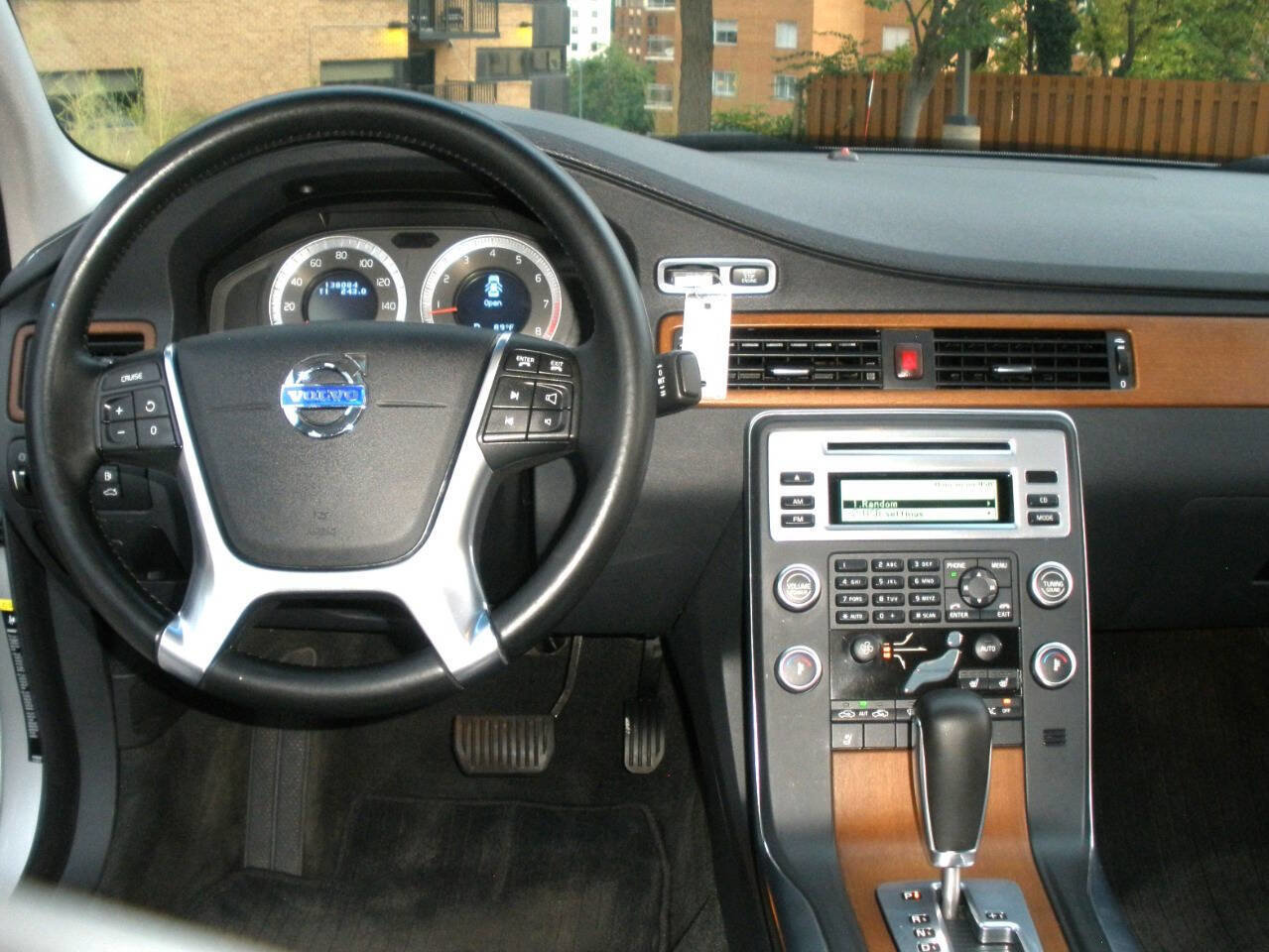 Used 2010 Volvo S80 3.2 image 30