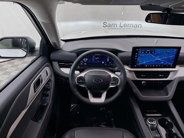 Used 2025 Ford Explorer Active w/ Active Comfort Package image 22
