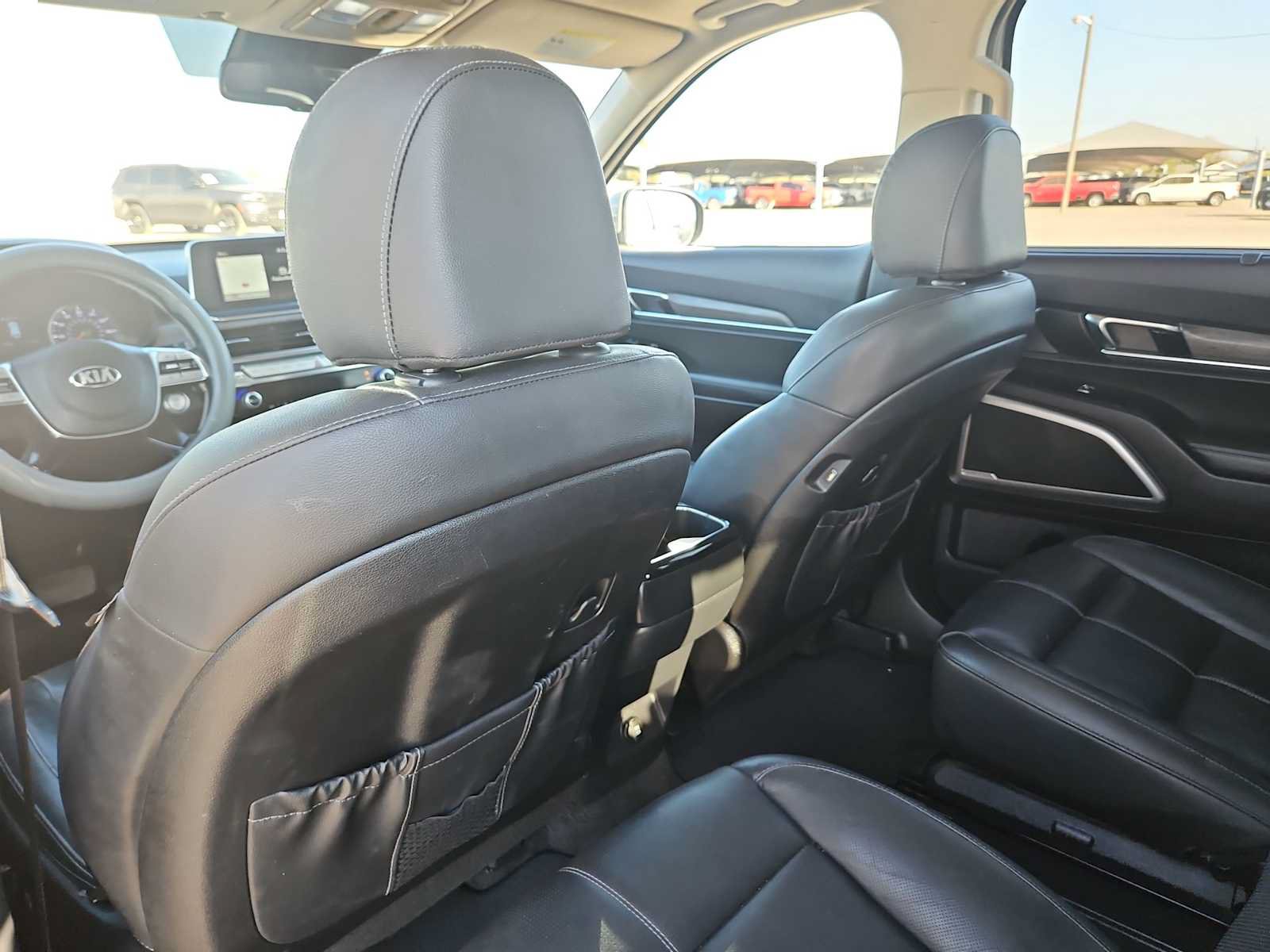 Used 2021 Kia Telluride EX w/ EX Premium Package AWD/4WD image 16