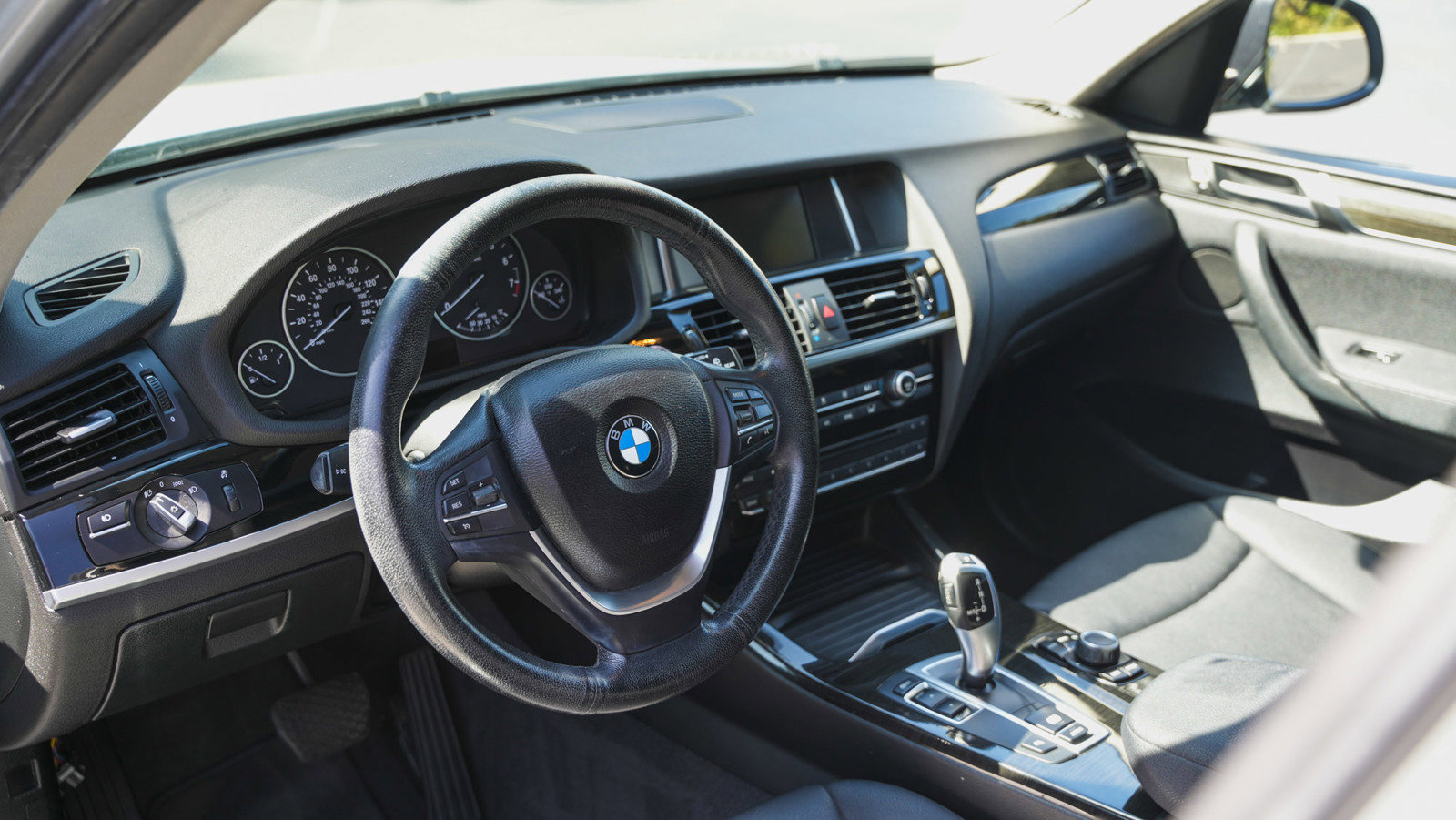 Used 2017 BMW X3 sDrive28i image 17