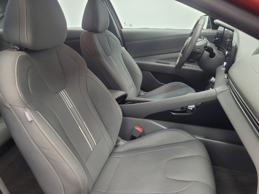 Used 2021 Hyundai Elantra SEL w/ Convenience + Premium Package FWD image 21