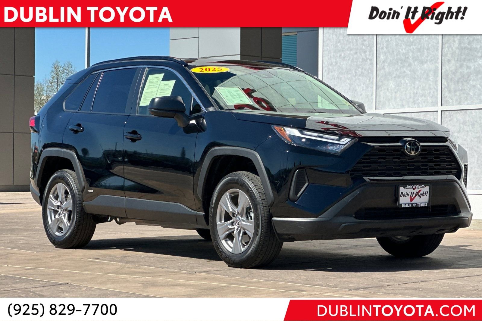 Certified 2025 Toyota RAV4 LE image 1