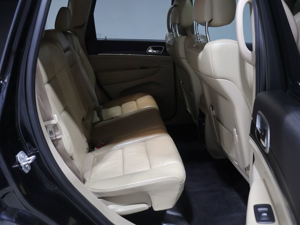 Used 2018 Jeep Grand Cherokee Limited image 22