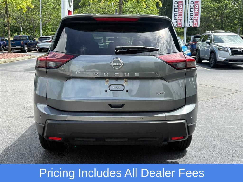 Used 2025 Nissan Rogue SV AWD/4WD image 6