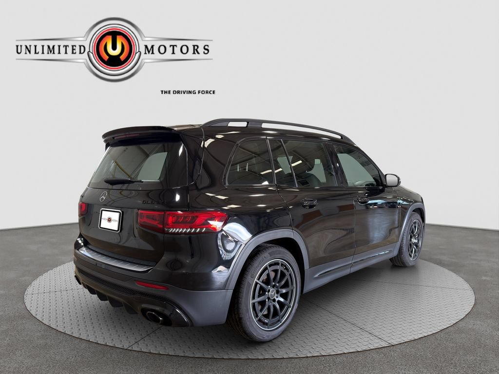 Used 2022 Mercedes-Benz GLB 35 AMG 4MATIC image 2