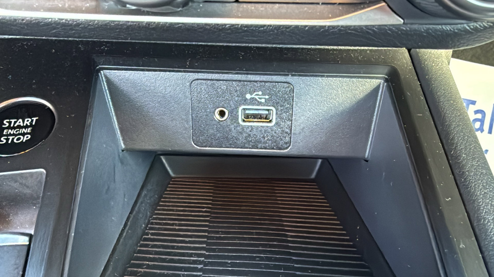 Certified 2025 Nissan Kicks S image 16