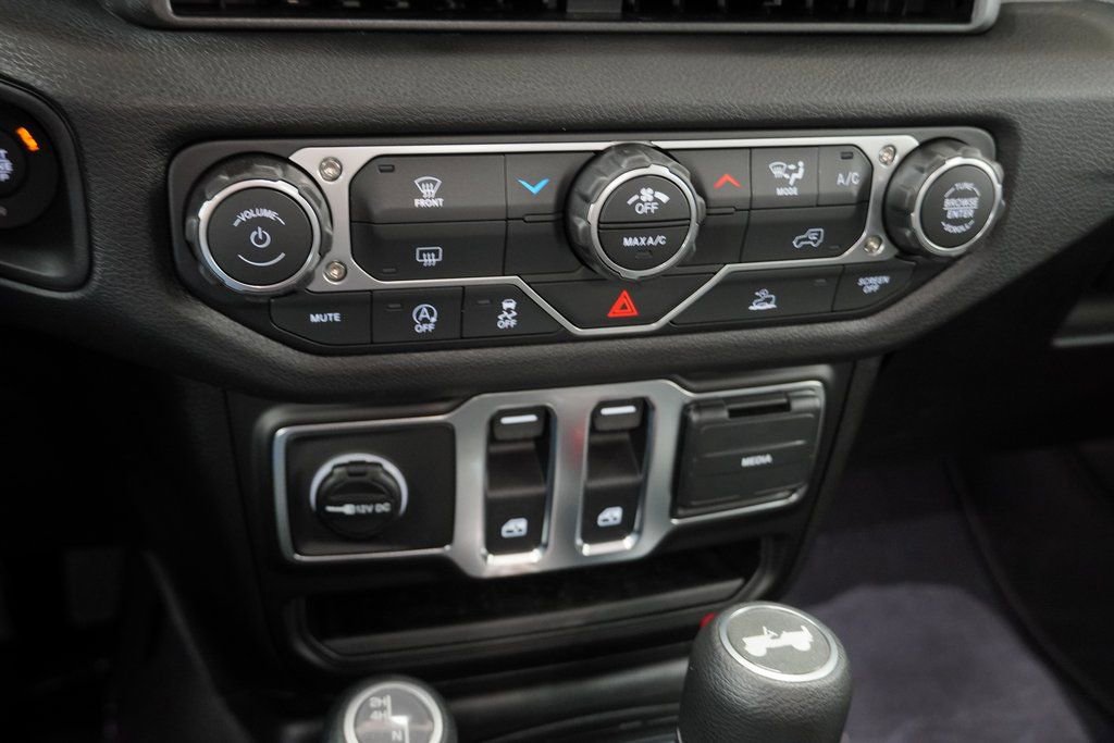 New 2026 Jeep Wrangler Sport AWD/4WD image 23