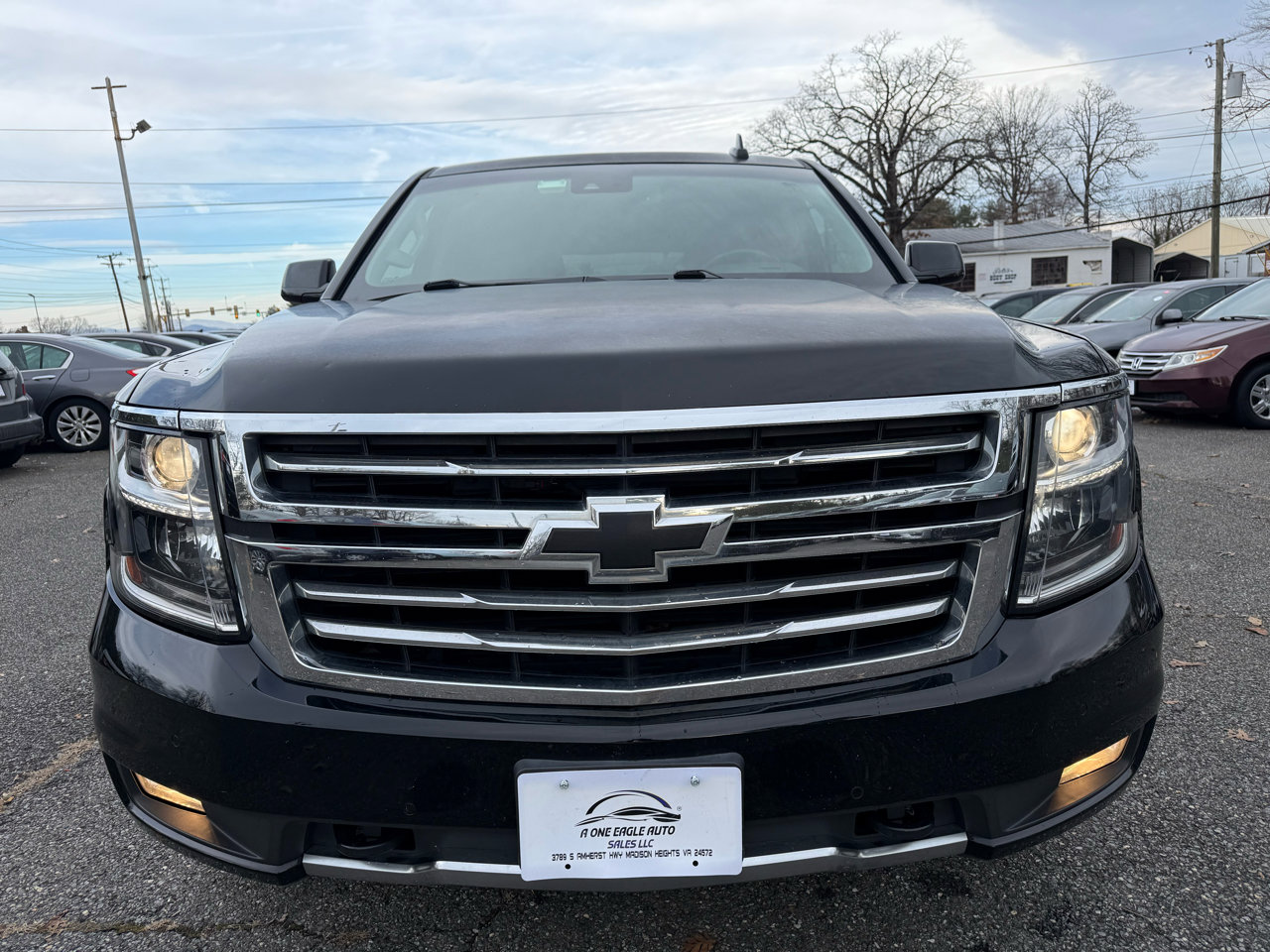 Used 2017 Chevrolet Tahoe LT image 3