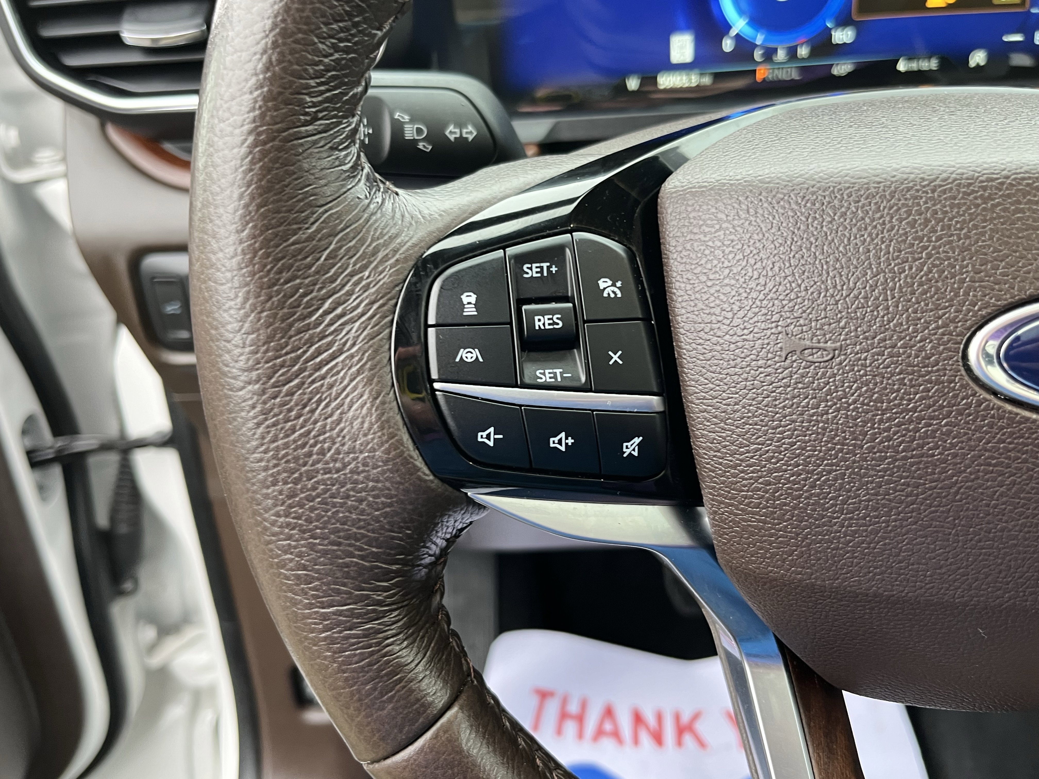 Used 2022 Ford Explorer King Ranch w/ Technology Package AWD/4WD image 19