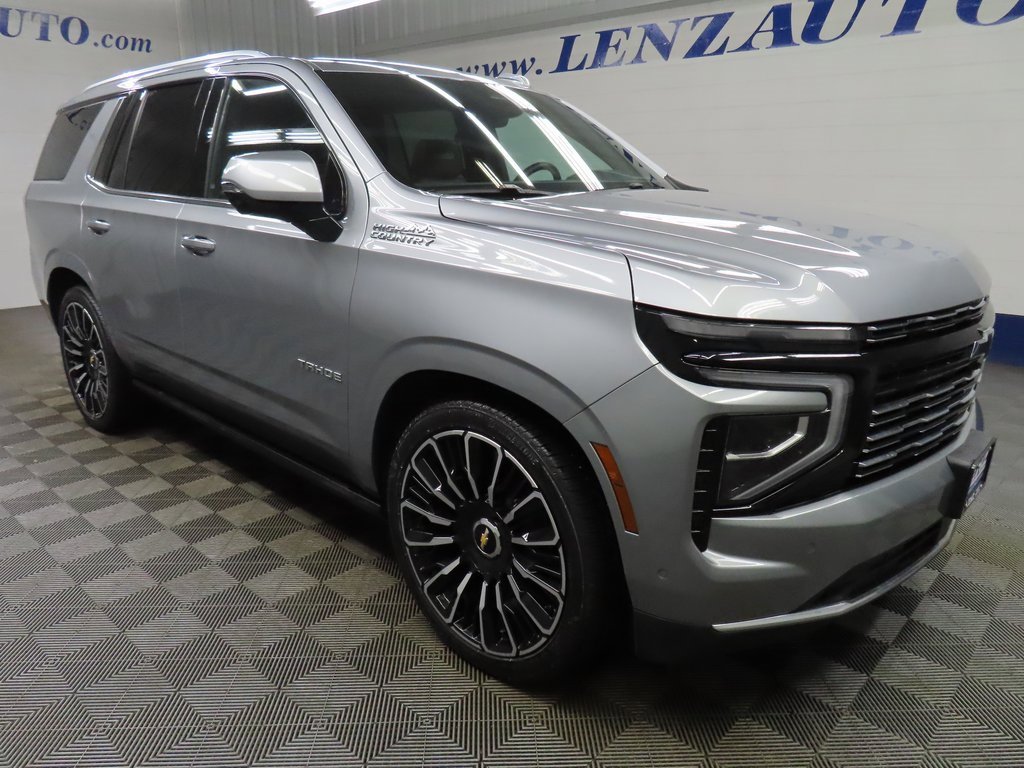 Used 2025 Chevrolet Tahoe High Country image 3