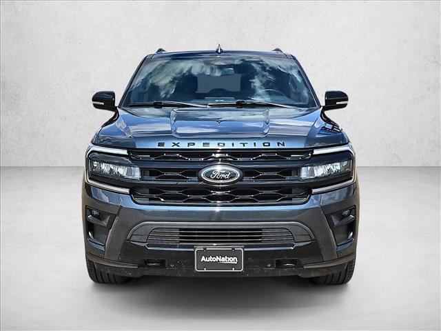 Used 2024 Ford Expedition Max Limited AWD/4WD image 2