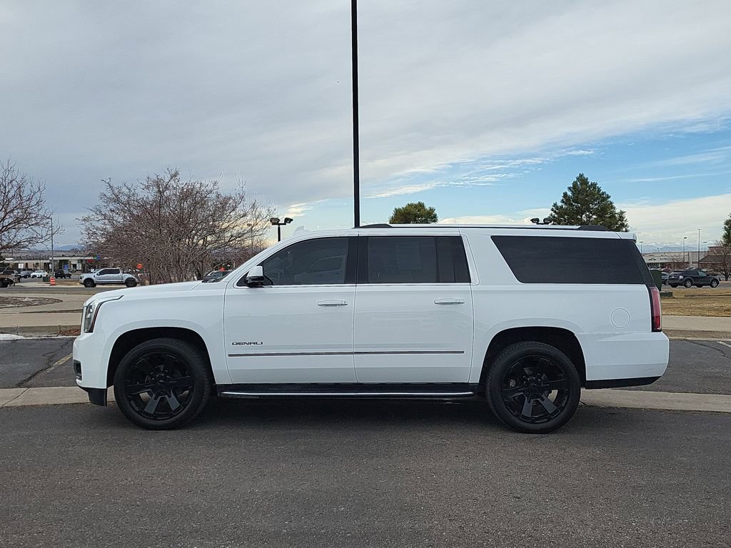 Used 2020 GMC Yukon XL Denali w/ Open Road Package image 7