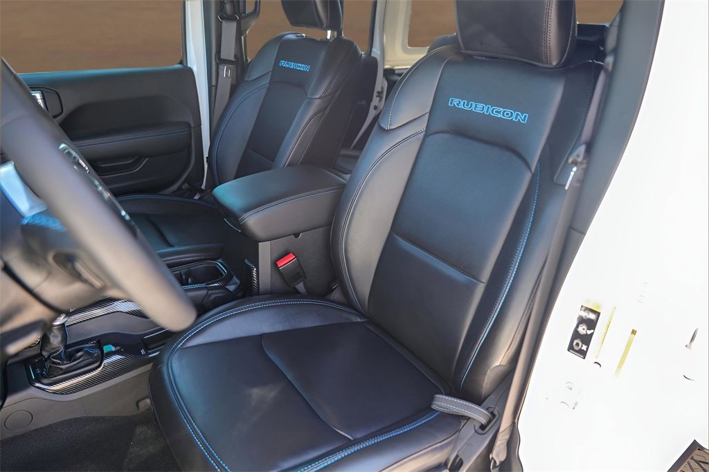 Used 2023 Jeep Wrangler Unlimited Rubicon 4xe image 7