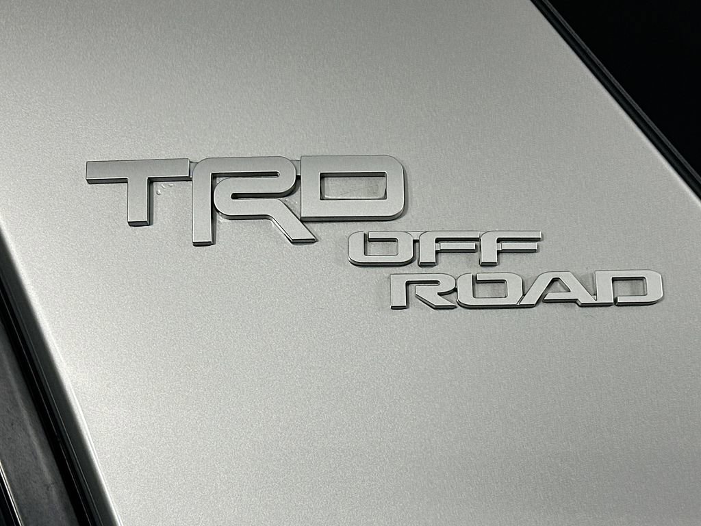 Used 2022 Toyota 4Runner TRD Off-Road AWD/4WD image 29