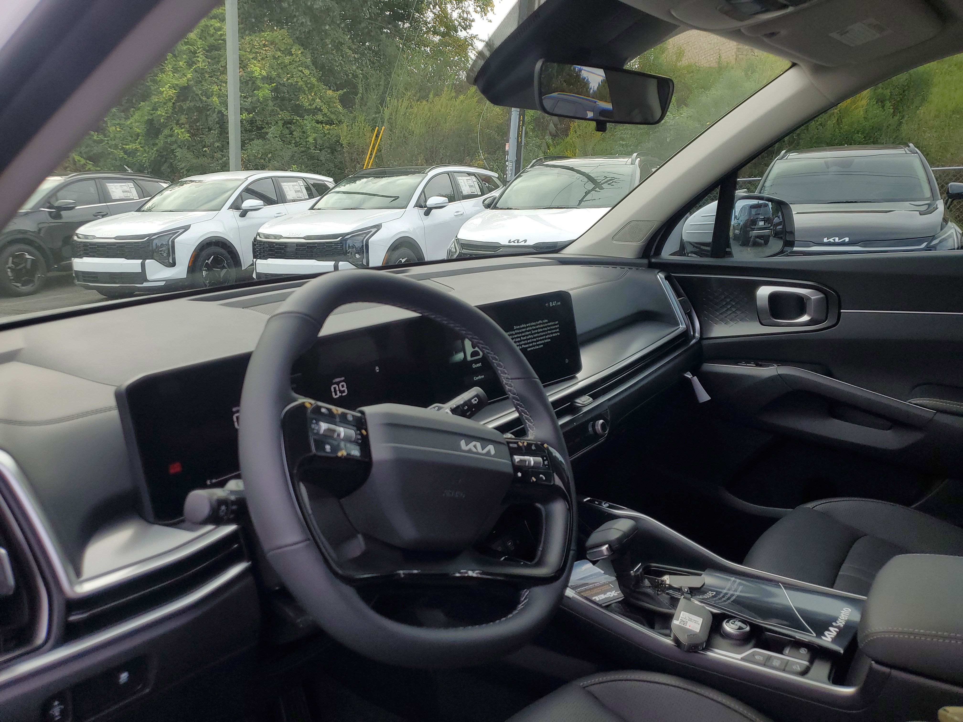 New 2026 Kia Sorento S w/ S Panoramic Sunroof Package image 18