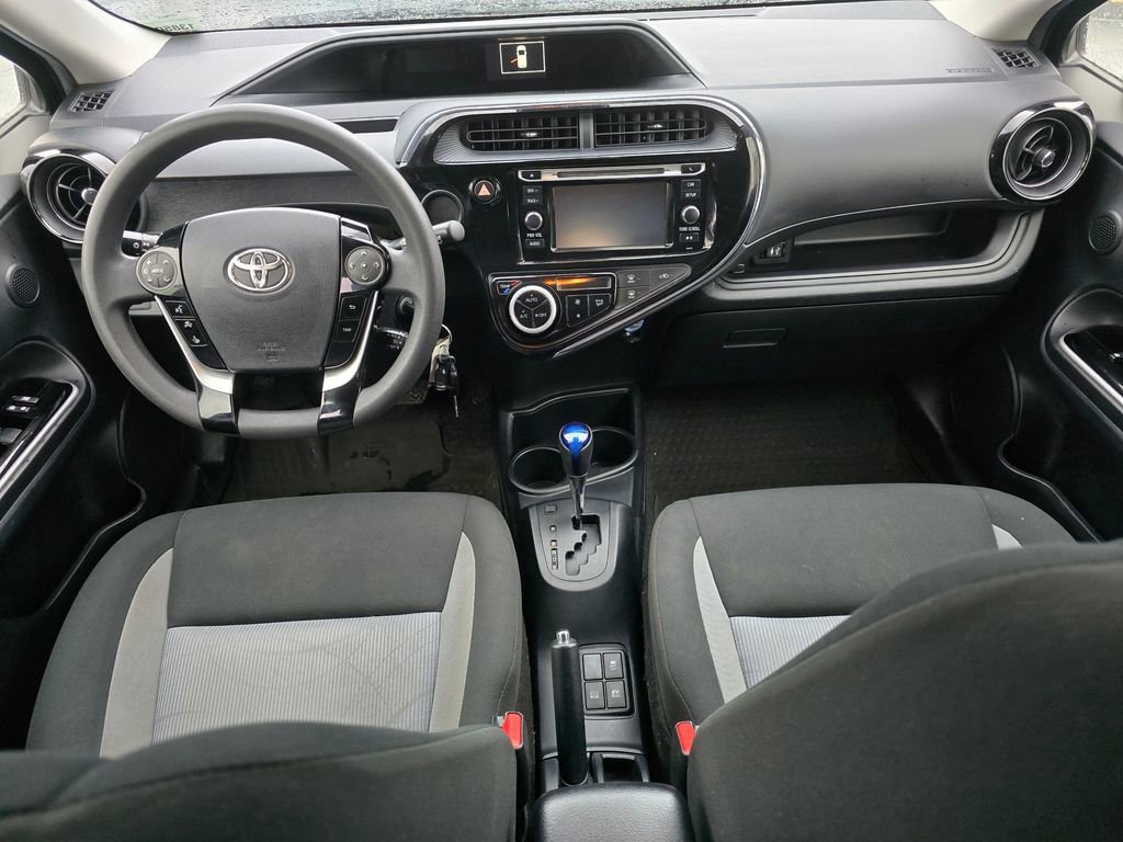 Used 2018 Toyota Prius C Two image 18