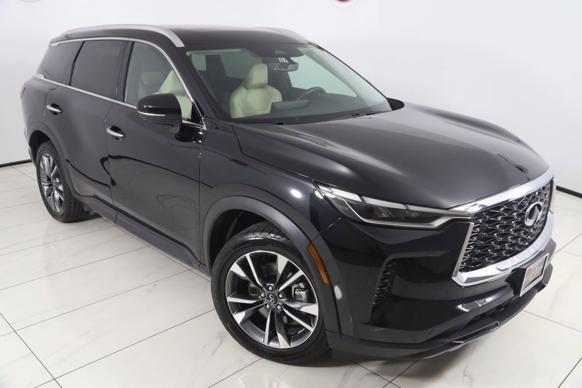 Used 2023 INFINITI QX60 Luxe w/ Cargo Package AWD/4WD image 18