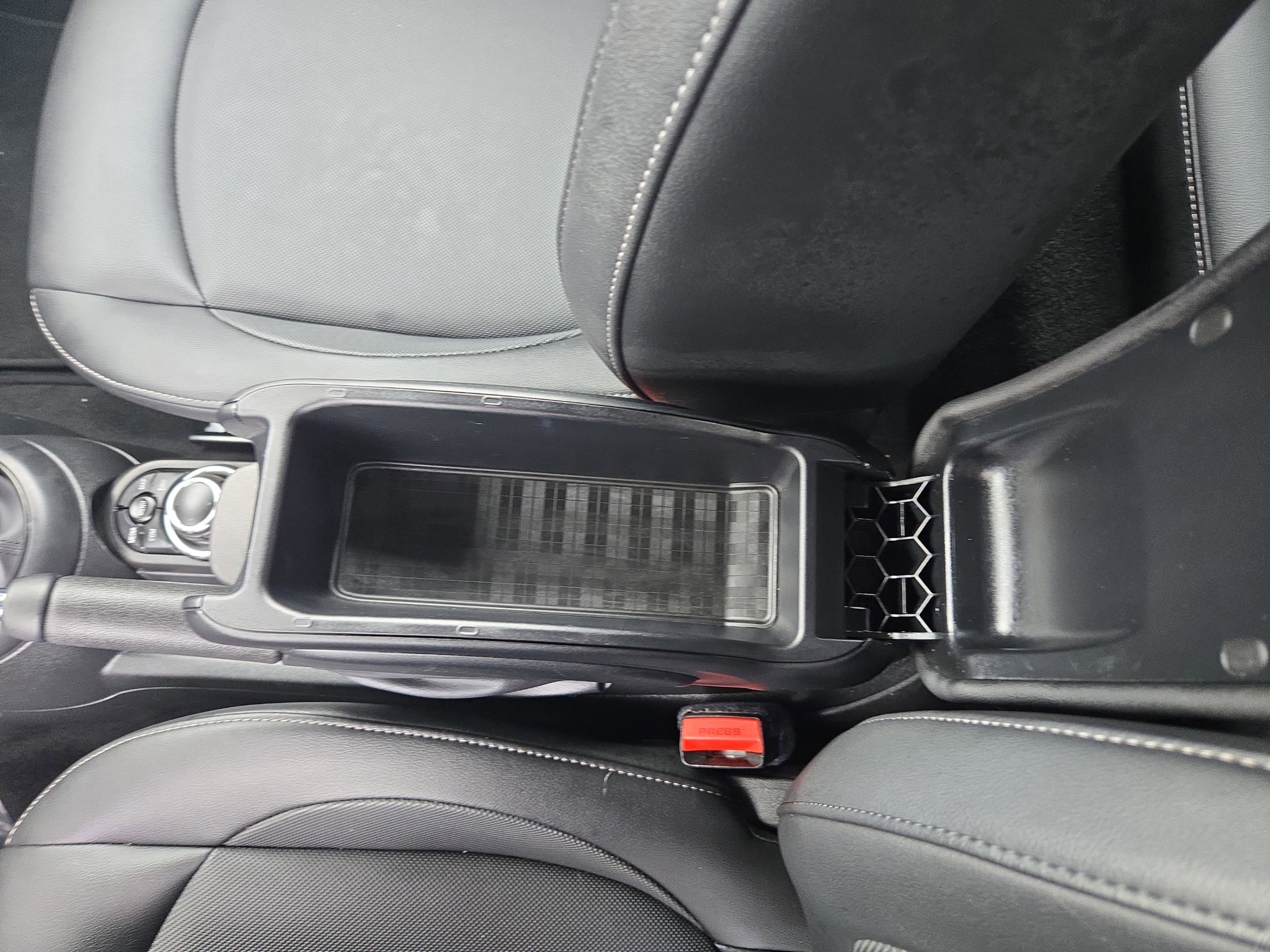 Used 2023 MINI Cooper Convertible image 31