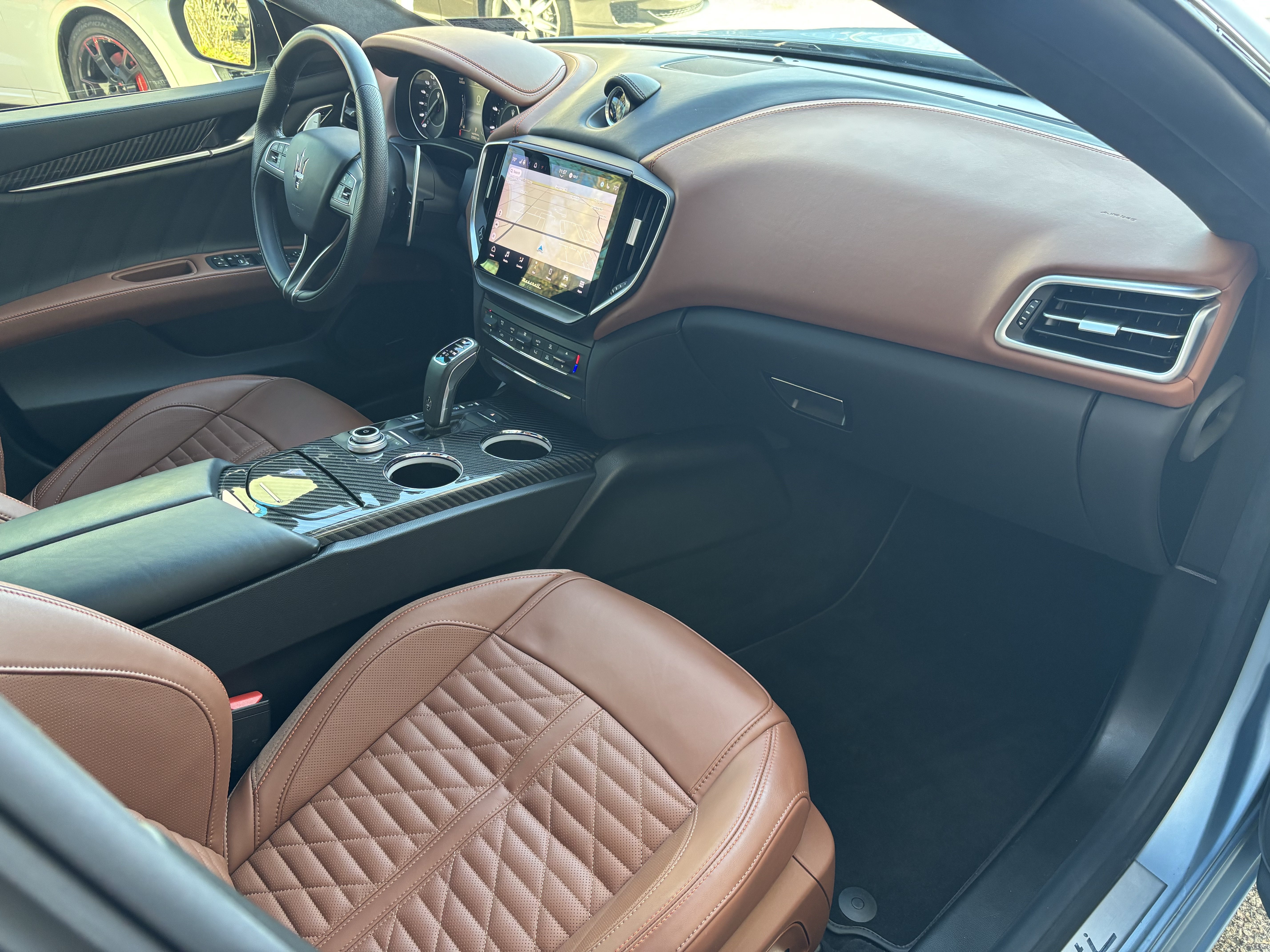 Used 2023 Maserati Ghibli F Tributo RWD image 22