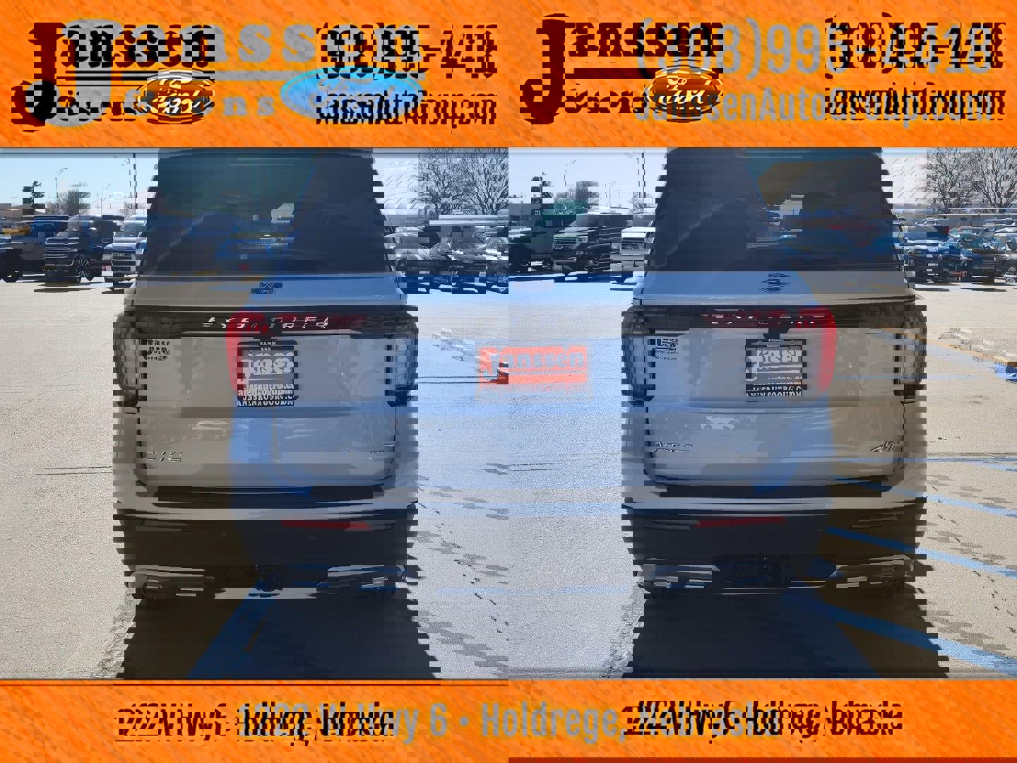 New 2026 Ford Explorer Active w/ Active Comfort Package image 10