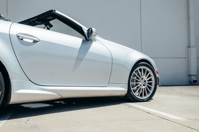 Used 2006 Mercedes-Benz SLK 55 AMG image 29