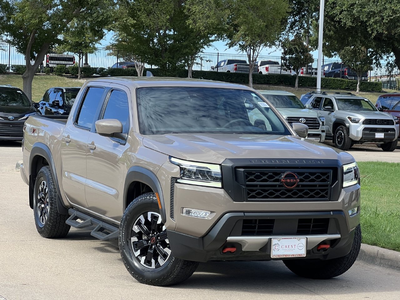 Used 2023 Nissan Frontier Pro-X w/ Technology Package RWD image 2