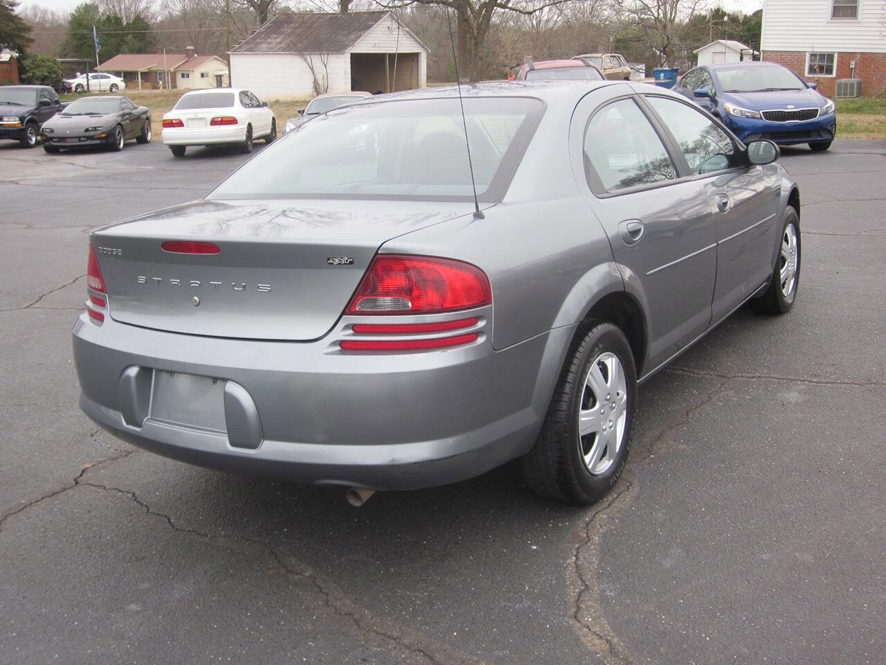 Used 2006 Dodge Stratus SXT image 6