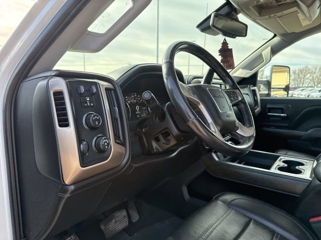 Used 2019 GMC Sierra 2500 Denali w/ Duramax Plus Package image 12