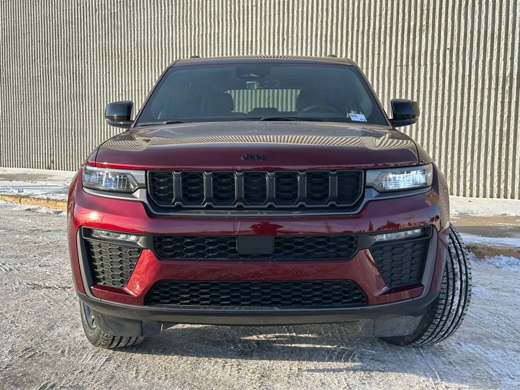 New 2026 Jeep Grand Cherokee Limited w/ Limited Altitude Package AWD/4WD image 7