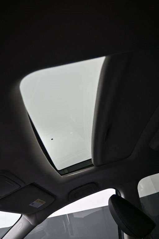 Certified 2022 Honda Pilot Touring image 18