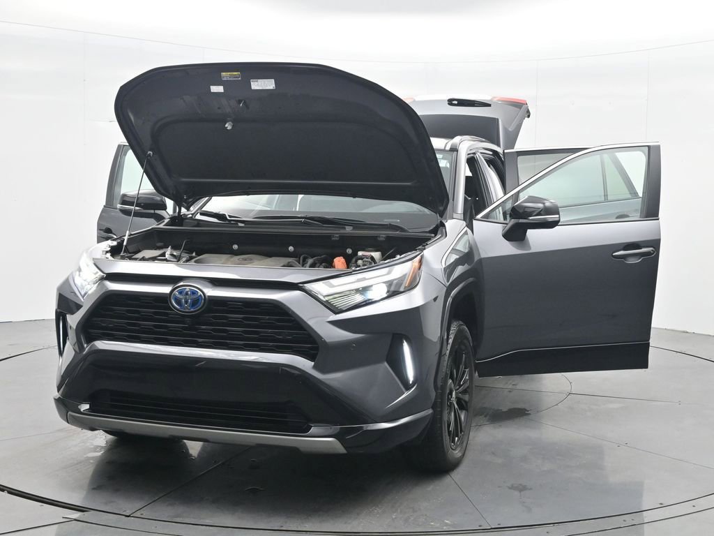 Used 2024 Toyota RAV4 XSE w/ Advanced Technology Package AWD/4WD image 34