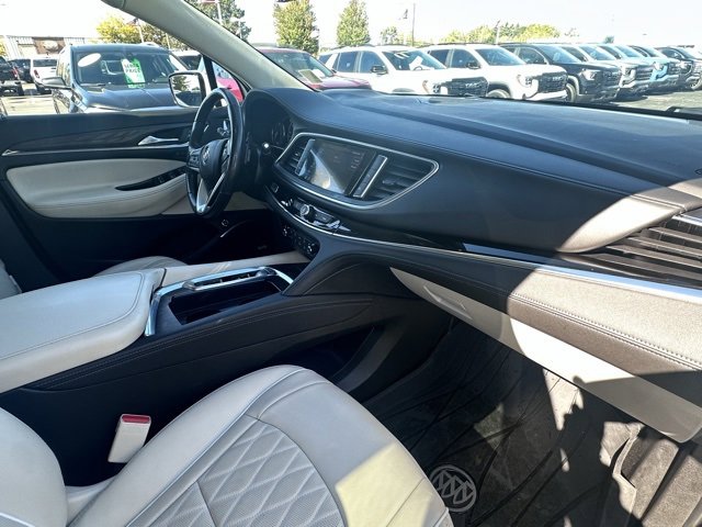 Certified 2023 Buick Enclave Avenir w/ Avenir Technology Package image 17