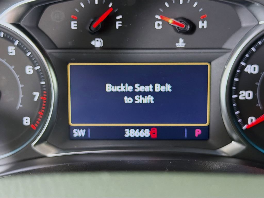 Used 2022 Chevrolet Traverse LT image 14