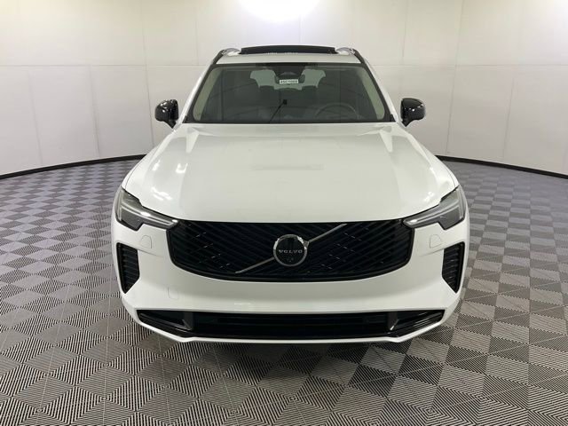 New 2026 Volvo XC90 B6 Ultra w/ Lounge Package video 2