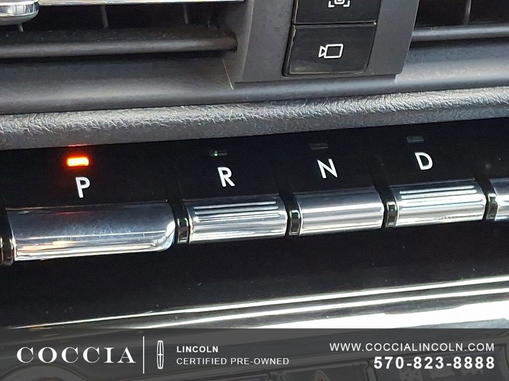 Used 2022 Lincoln Corsair AWD w/ Equipment Group 101A image 14