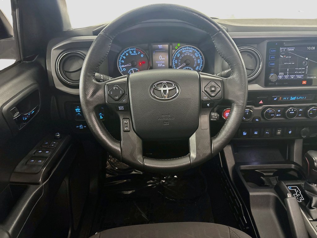 Used 2017 Toyota Tacoma TRD Off-Road AWD/4WD image 26