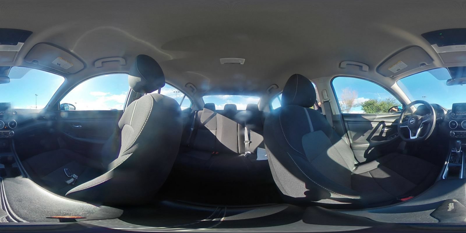 Used 2025 Nissan Sentra SV FWD image 37