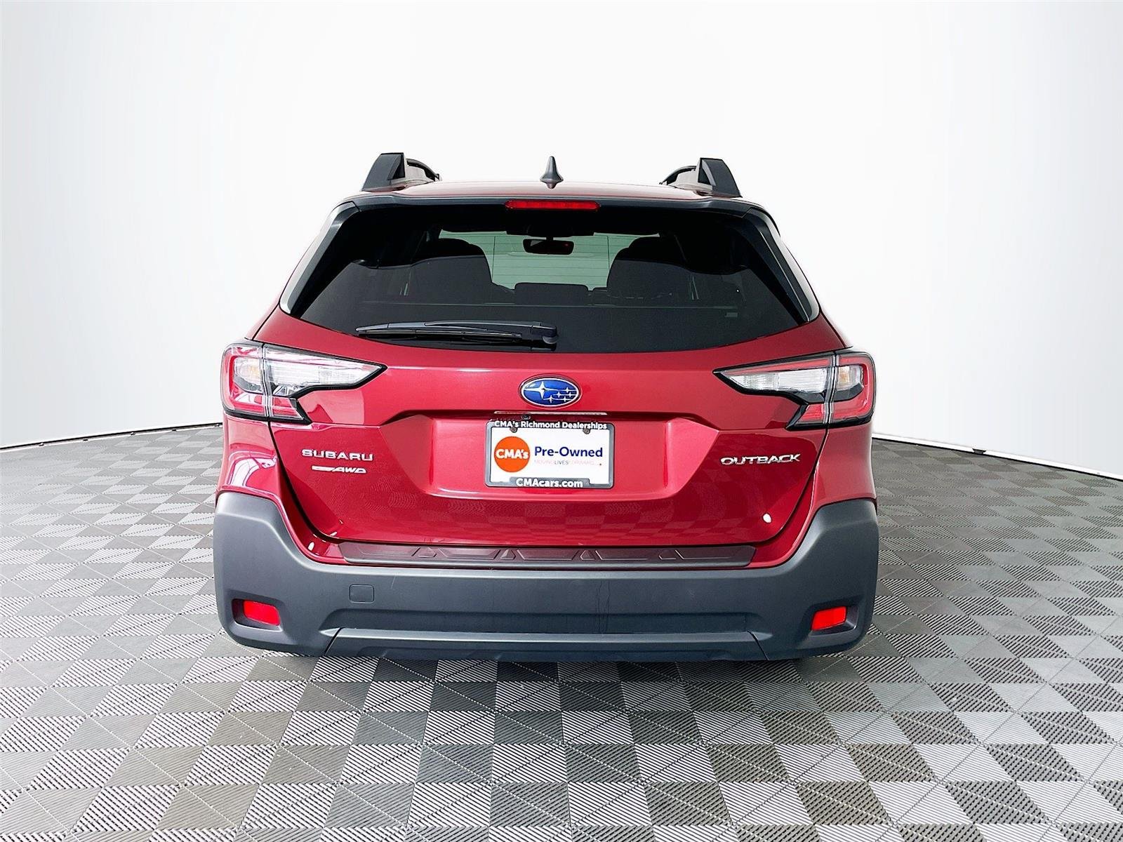 Used 2025 Subaru Outback Premium AWD/4WD image 9