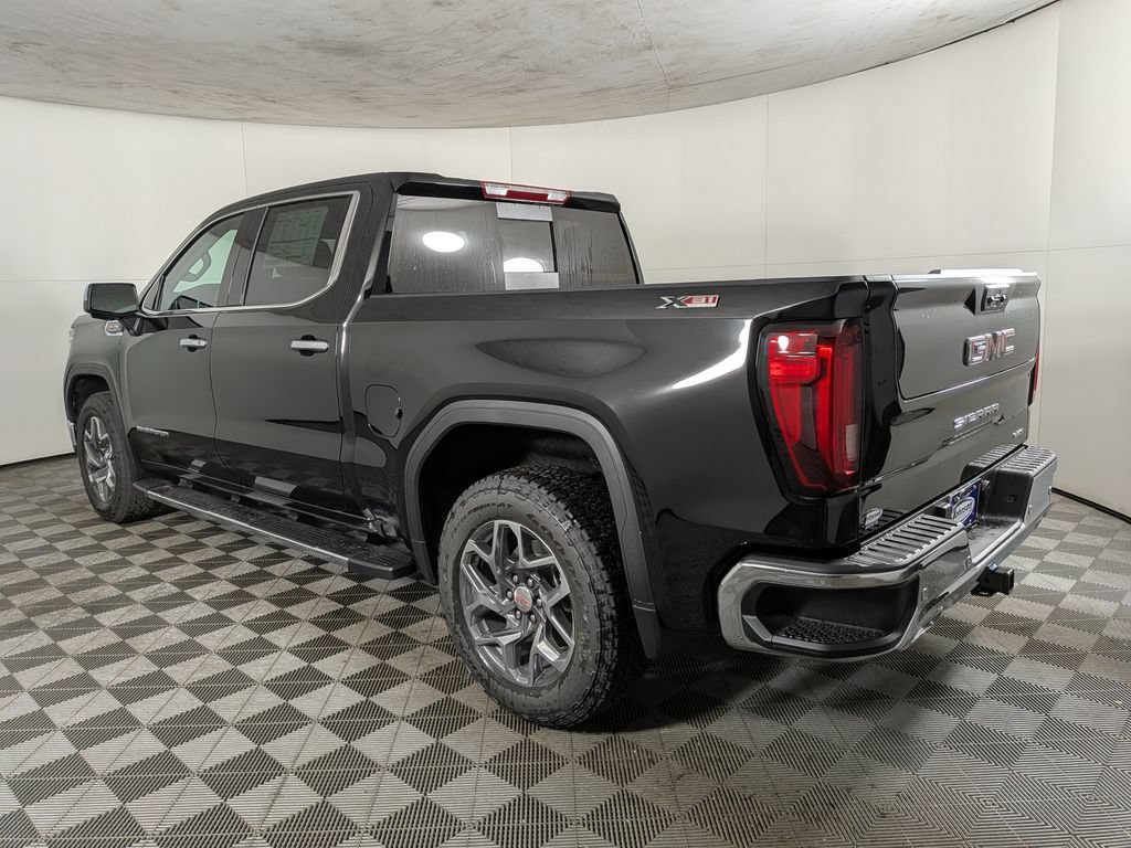 New 2026 GMC Sierra 1500 SLT w/ SLT Premium Package AWD/4WD image 4