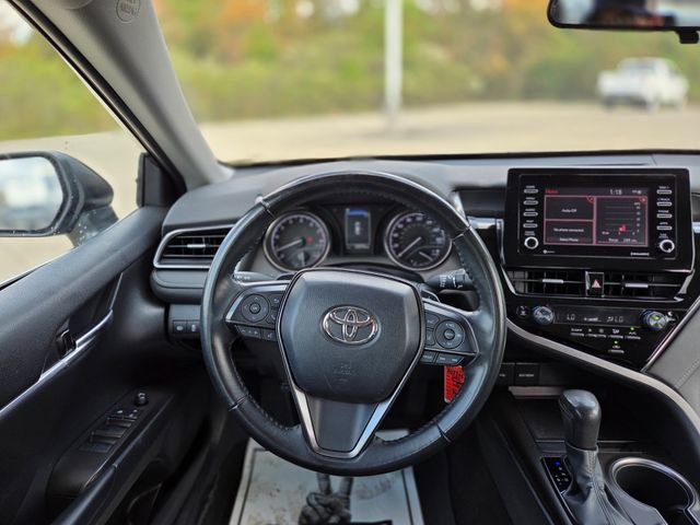 Used 2023 Toyota Camry SE image 20