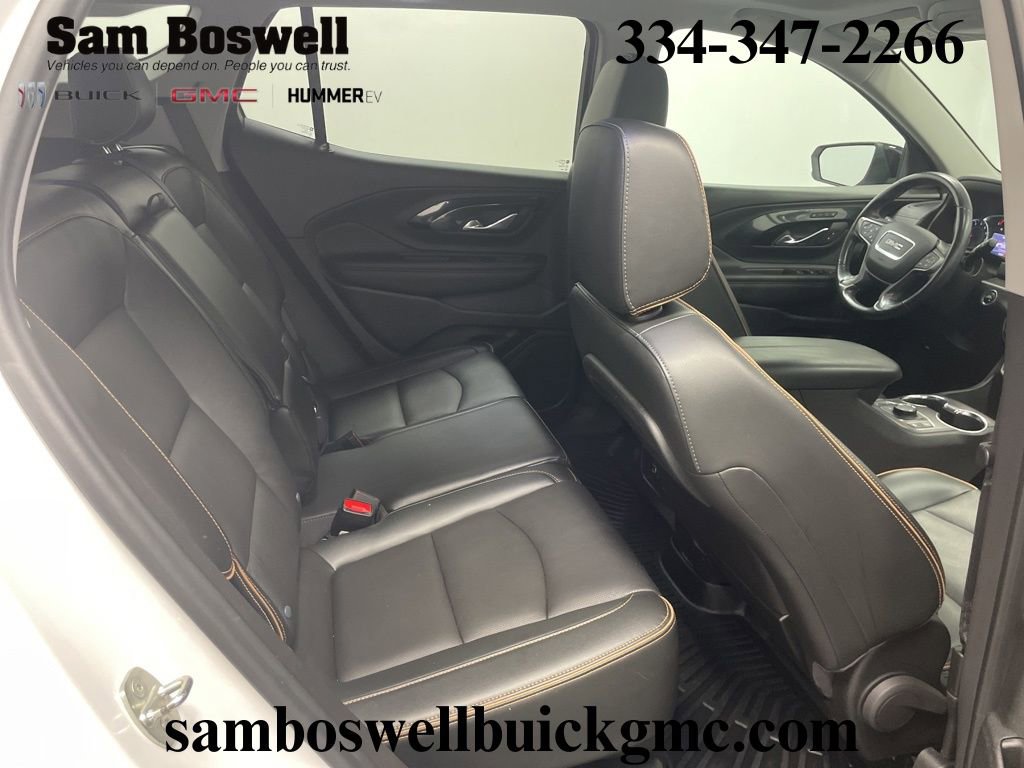 Used 2022 GMC Terrain AT4 image 27