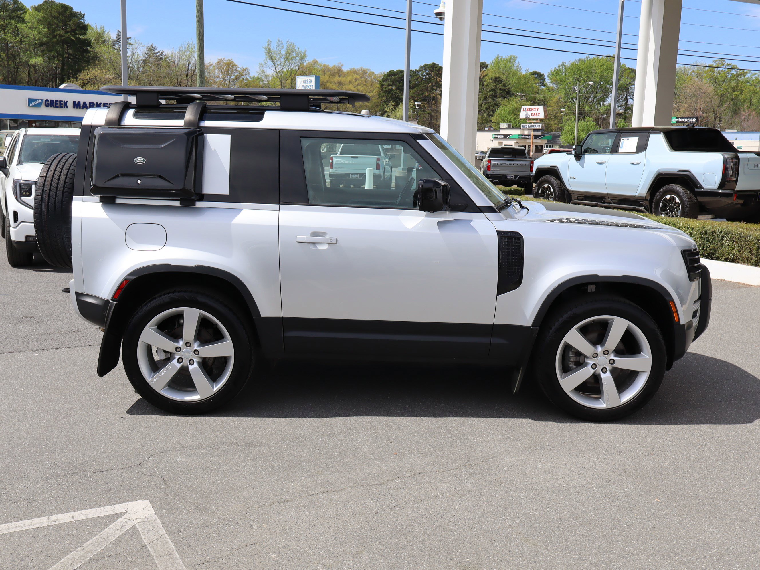 Used 2024 Land Rover Defender 90 S AWD/4WD image 11
