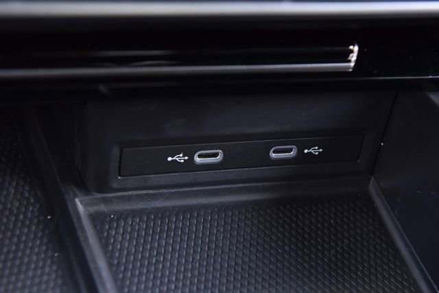 Used 2024 Volkswagen Atlas Cross Sport SEL R-Line image 16