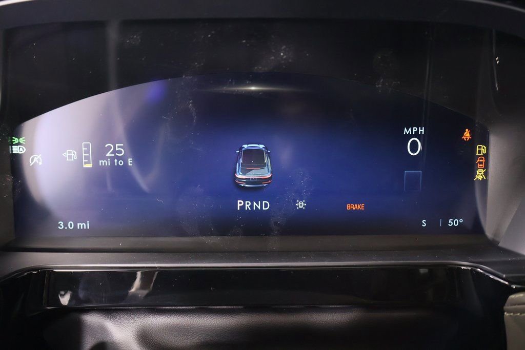 New 2026 Lincoln Corsair Reserve FWD image 4