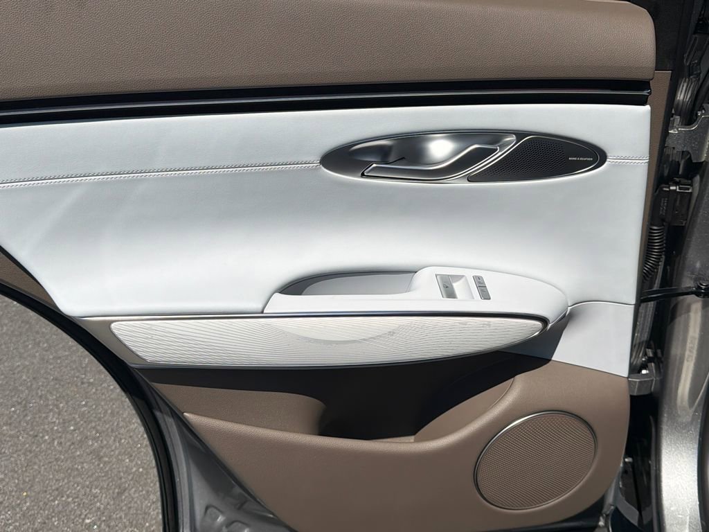 New 2026 Genesis GV70 2.5T Advanced AWD/4WD image 22