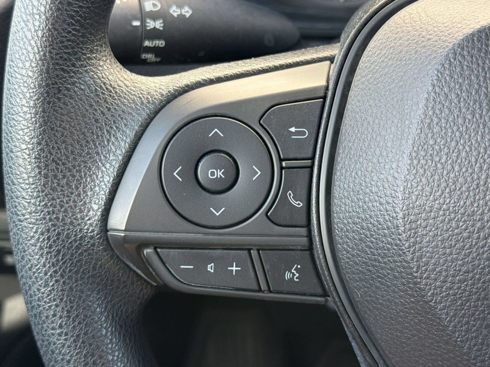 Certified 2024 Toyota Corolla LE FWD image 17
