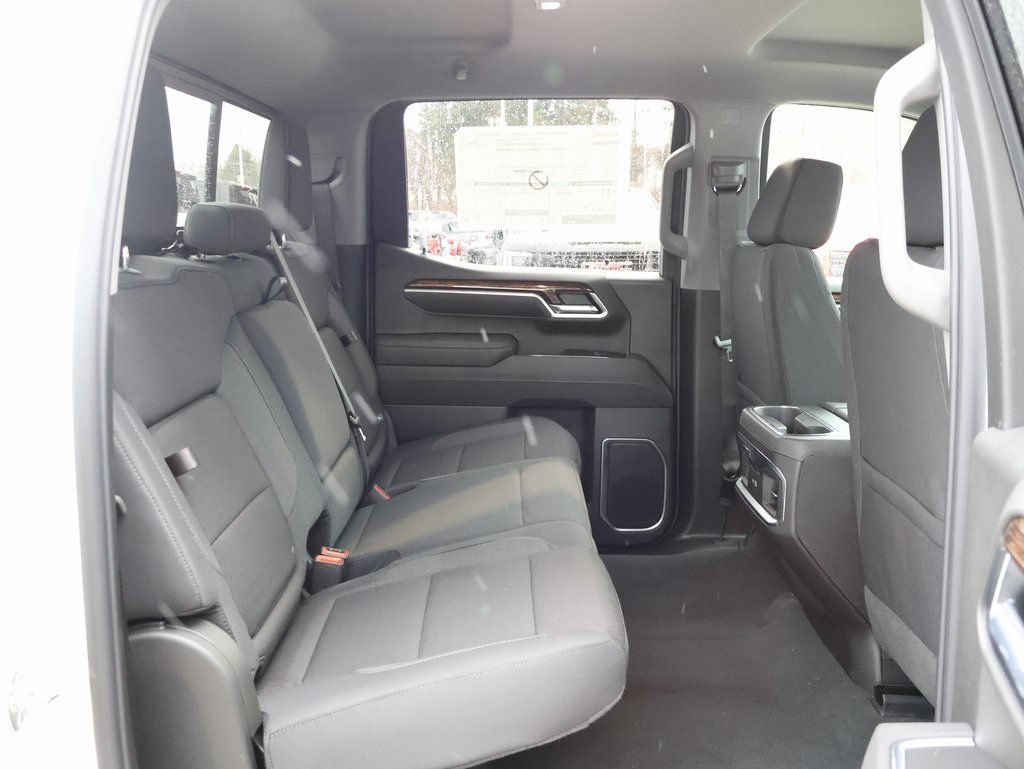New 2026 GMC Sierra 1500 Elevation w/ Preferred Package AWD/4WD image 36