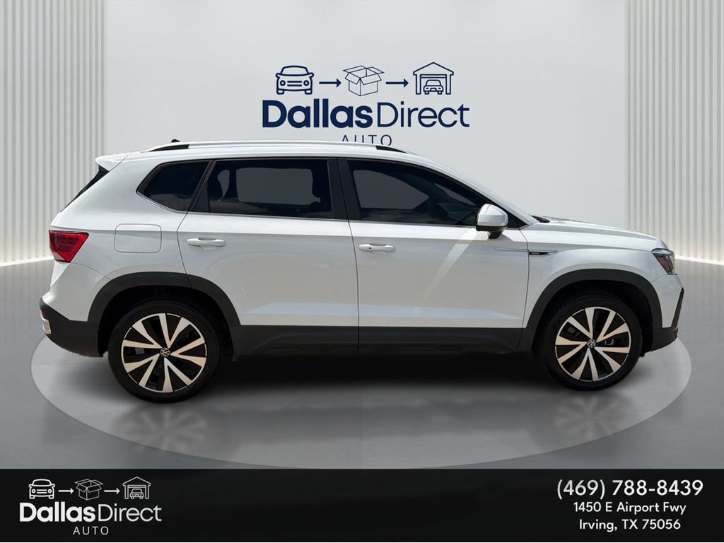 Used 2022 Volkswagen Taos SE image 5