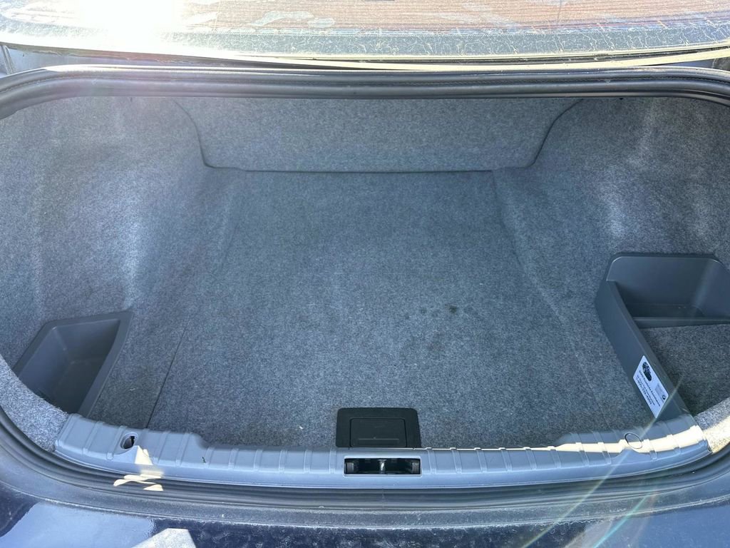 Used 2010 BMW 328i Sedan RWD image 10